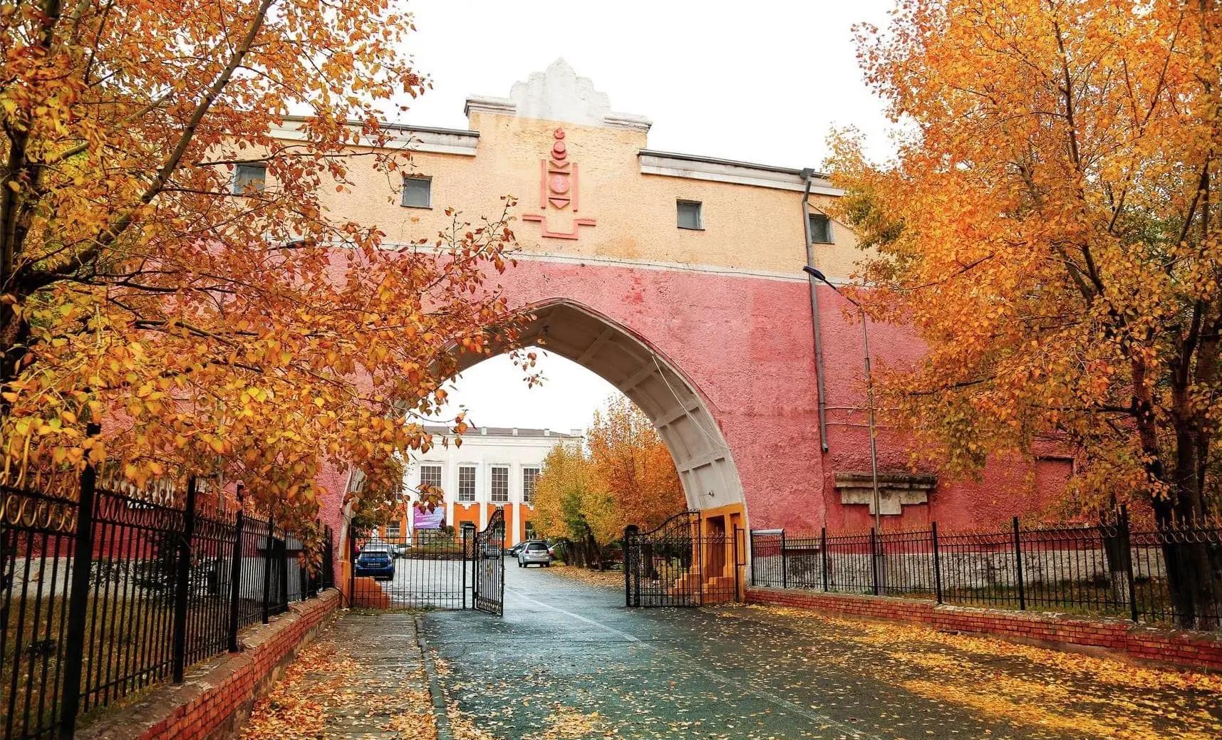 蒙古生命科学大学